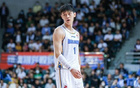 曾凡博受傷送醫，翟曉川祈愿平安。
