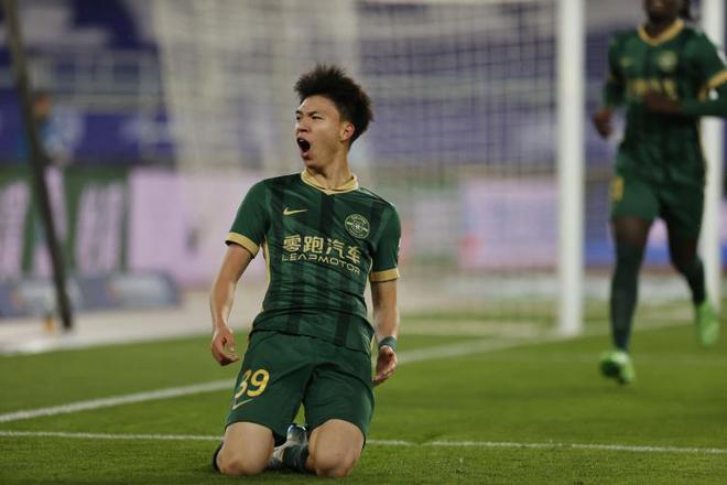 潘偉力：王鈺棟能力尚需提升，五大聯(lián)賽需頂尖實(shí)力。